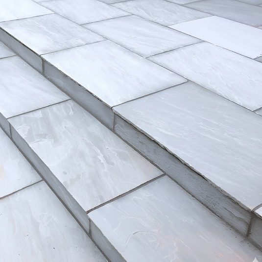 Kandala Grey Indian Sandstone Paving - 900 x 600 x 22mm - Hand Cut & Riven