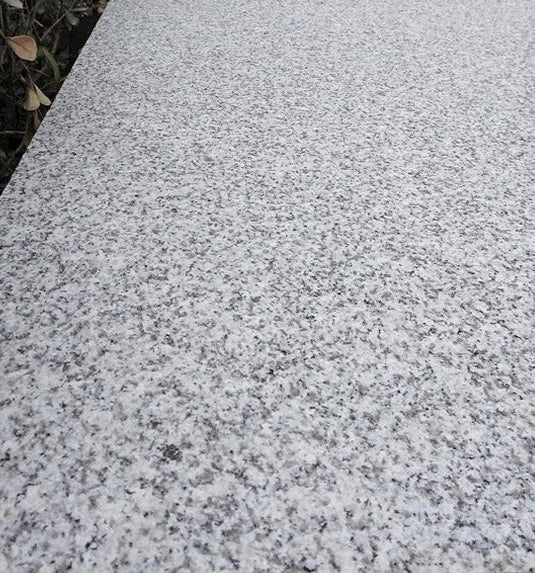 Light Grey Granite Paving - Patio Pack - Mixed Sizes - Sawn & Flamed
