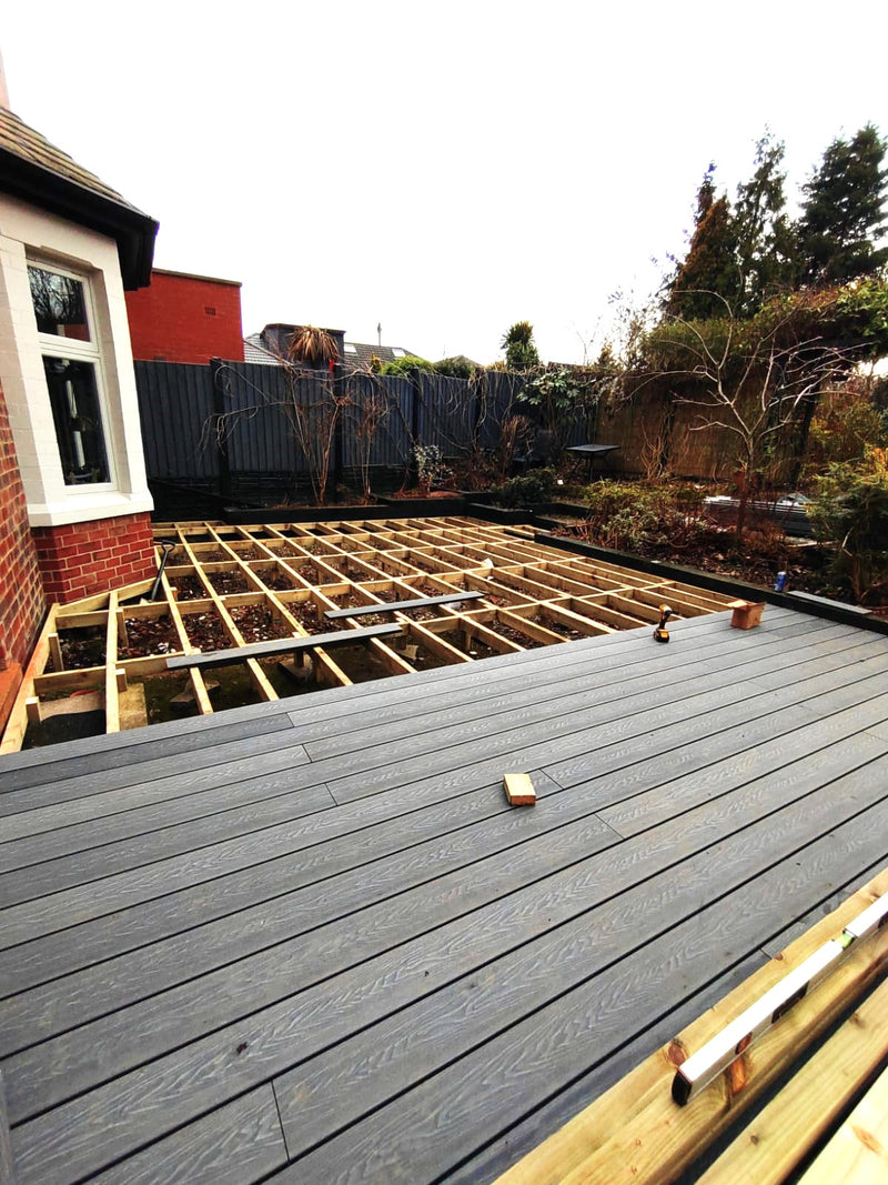 Load image into Gallery viewer, Soho Slate - Grey Composite Decking - End Cap - 147 x 24 x 17 mm
