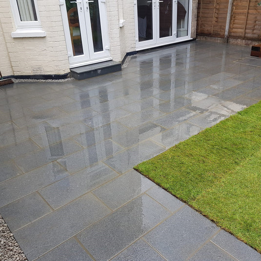 Dark Grey Granite Paving - 900 x 600 x 20mm - Sawn & Flamed