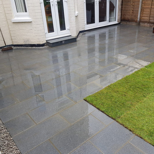 Dark Grey Granite Paving - 600 x 295 x 20mm - Sawn & Flamed