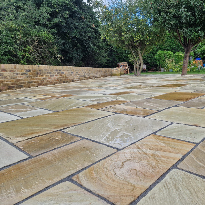 Load image into Gallery viewer, Mint Fossil Indian Sandstone Paving - 600 x 290 x 22mm - Hand Cut &amp; Riven
