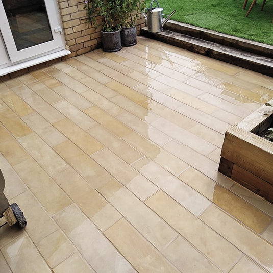 Mint Fossil Indian Sandstone Planks - 900 x 150 x 22mm - Sawn & Honed