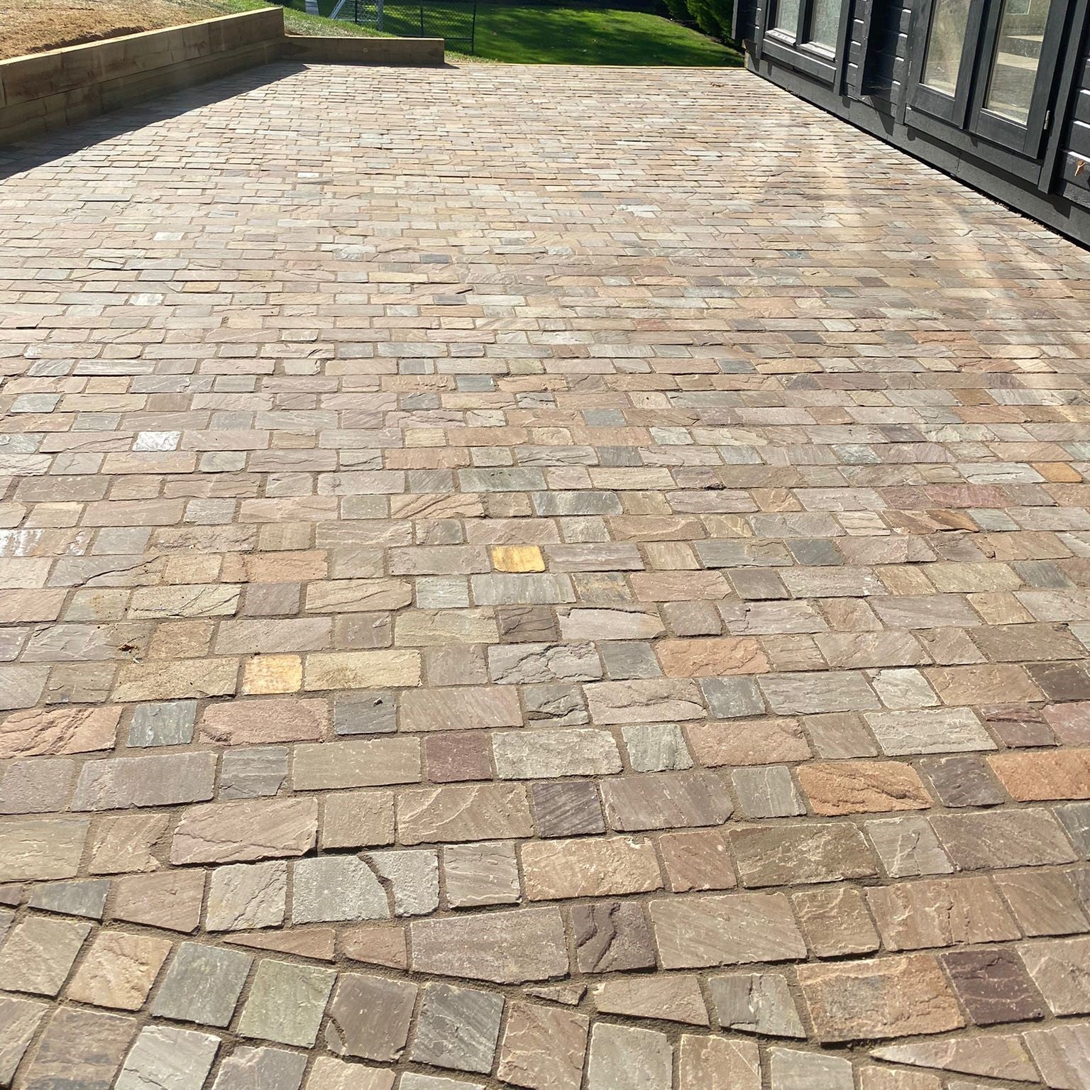 Raj Green Indian Sandstone Block Paving - 200 x 150 x 50mm - Sawn, Tum ...
