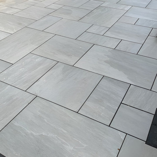 Kandala Grey Indian Sandstone Paving - 22mm Patio Pack - Mixed Sizes - Hand Cut & Riven
