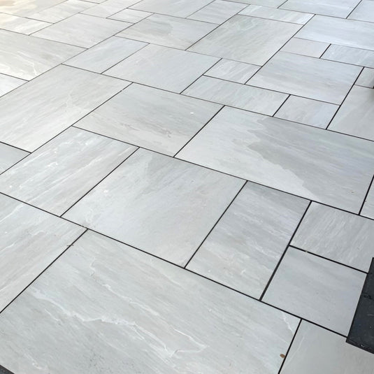 Kandala Grey Indian Sandstone Paving - 18mm Patio Pack - Mixed Sizes - Hand Cut & Riven