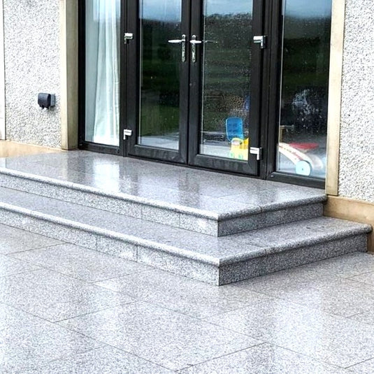 Light Grey Granite Paving - Patio Pack - Mixed Sizes - Sawn & Flamed